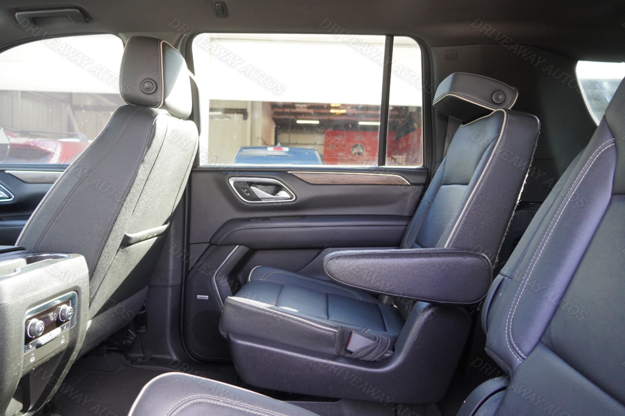 Chevrolet Suburban 2WD 4dr Premier 2022