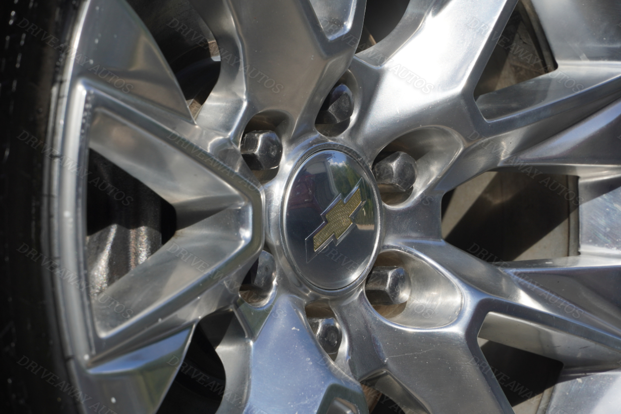 Chevrolet Suburban 2WD 4dr Premier 2022