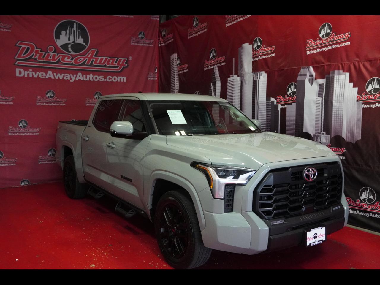 Toyota Tundra 4WD SR5 CrewMax 5.5' Bed (Natl) 2022