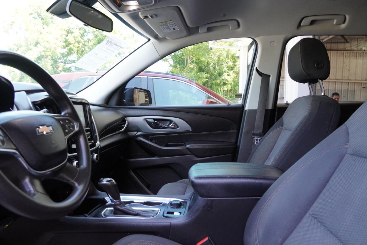 Chevrolet Traverse FWD 4dr LS w/1LS 2019