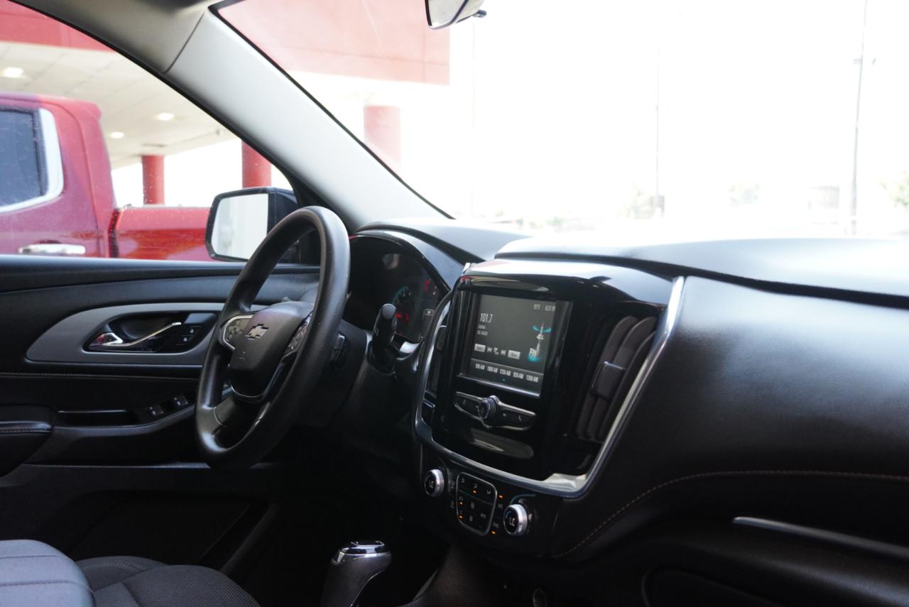 Chevrolet Traverse FWD 4dr LS w/1LS 2019
