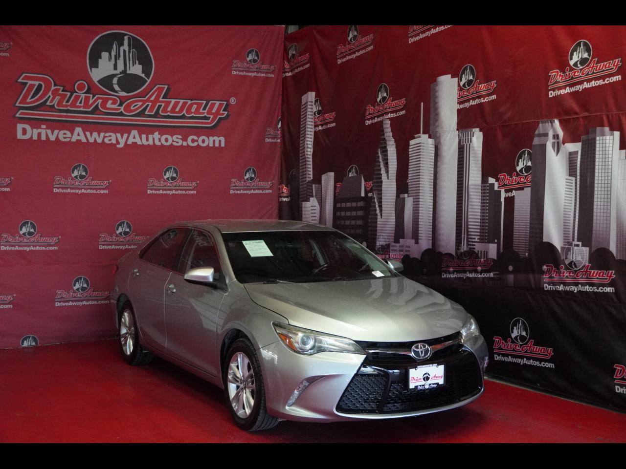 Toyota Camry XLE Auto (Natl) 2017