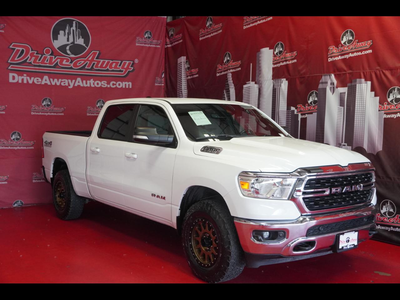 RAM 1500 Big Horn 4x4 Crew Cab 6'4" Box 2022