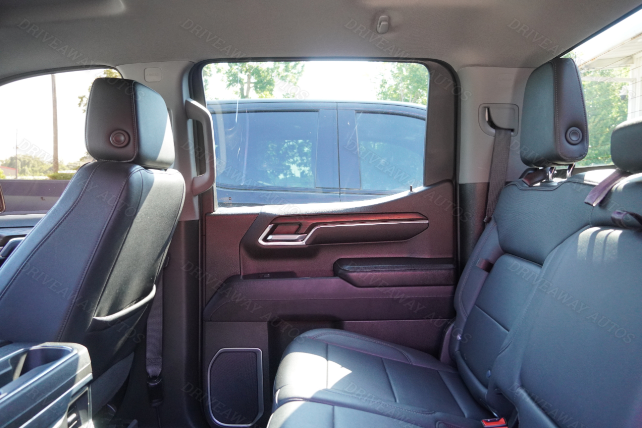 GMC Sierra 1500 4WD Crew Cab 147" SLT 2023 GMC Sierra 1500 4WD Crew Cab 147" SLT 2023