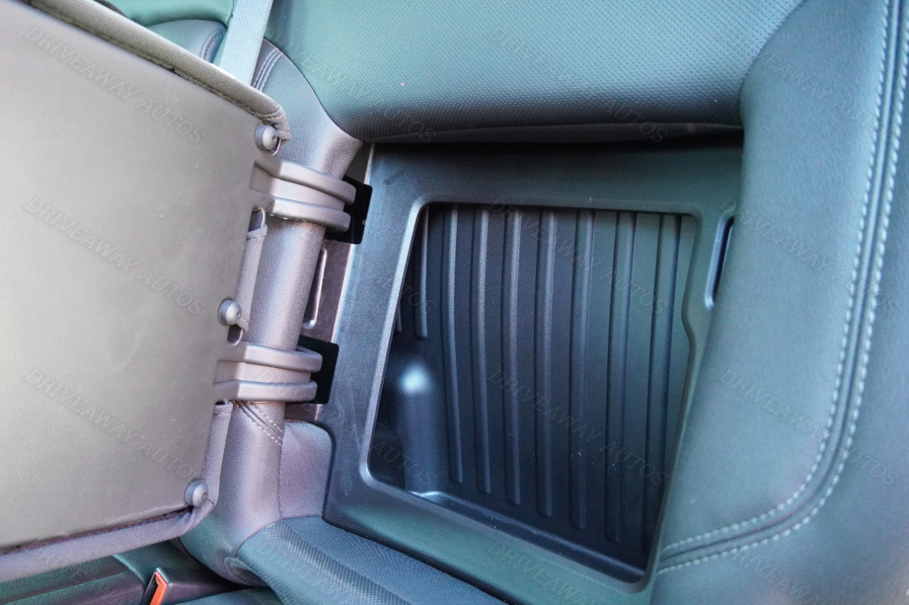 GMC Sierra 1500 4WD Crew Cab 147" SLT 2023 GMC Sierra 1500 4WD Crew Cab 147" SLT 2023