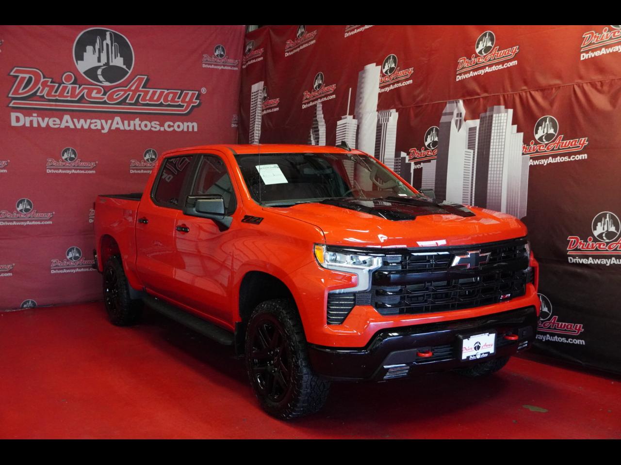 Chevrolet Silverado 1500 4WD Crew Cab 147" LT Trail Boss 2023