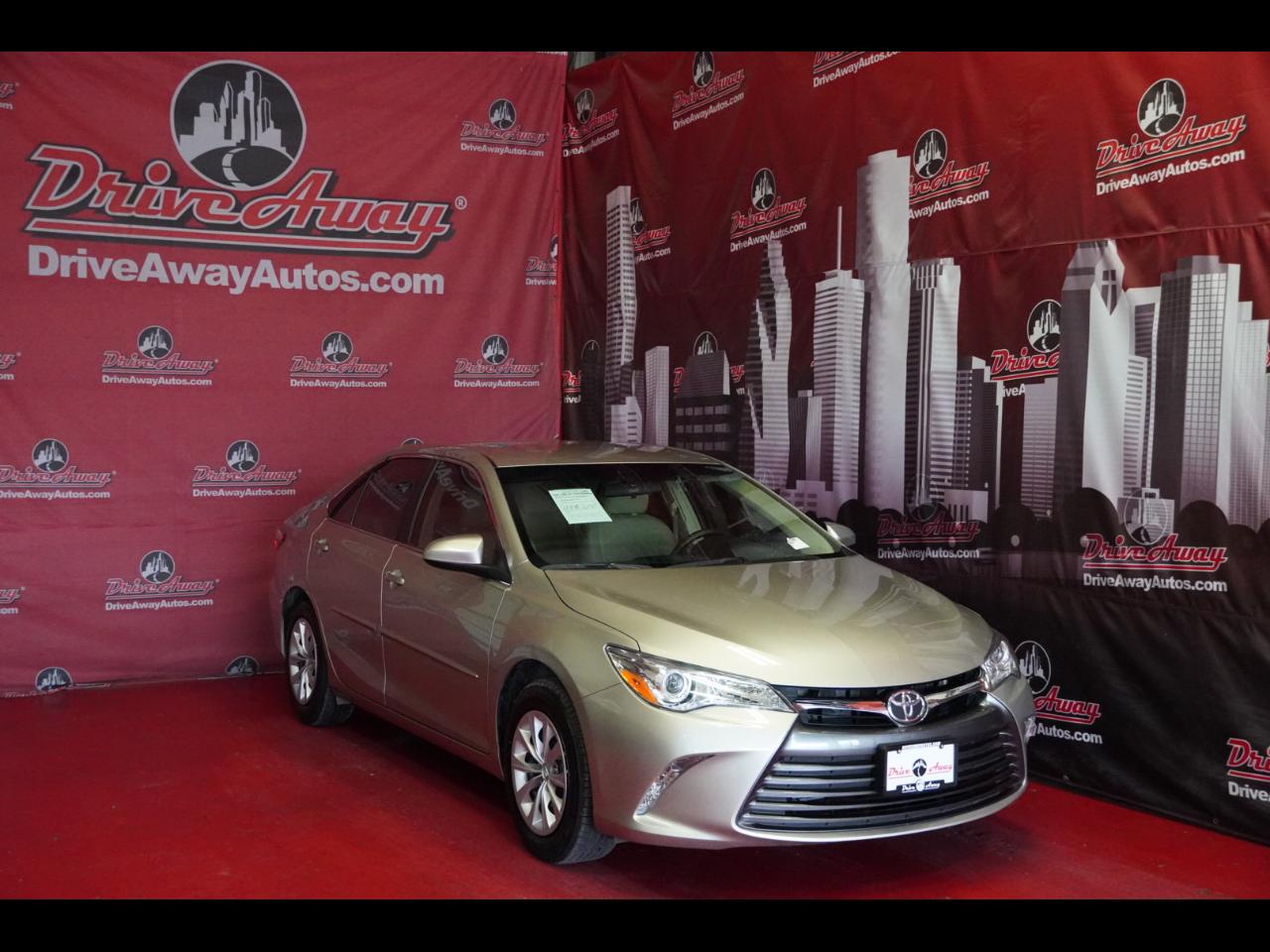 Toyota Camry 4dr Sdn I4 Auto SE w/Special Edition Pkg (Natl) 2016