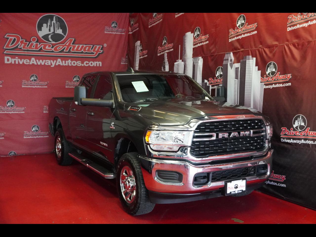 RAM 2500 Big Horn 4x4 Crew Cab 6'4" Box 2022