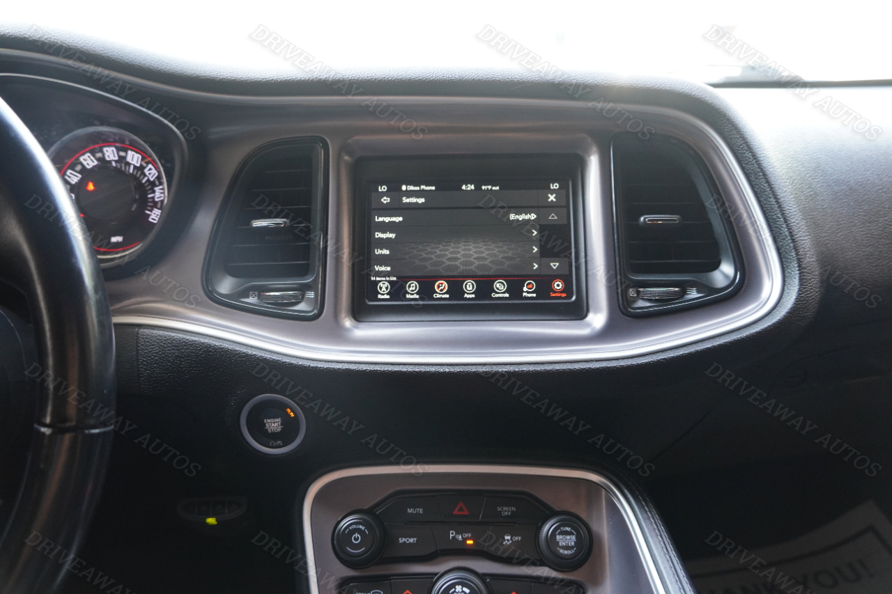 Dodge Challenger SXT RWD 2021 Dodge Challenger SXT RWD 2021