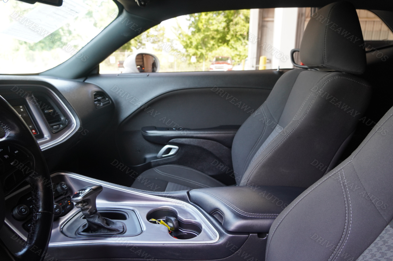 Dodge Challenger SXT RWD 2021 Dodge Challenger SXT RWD 2021