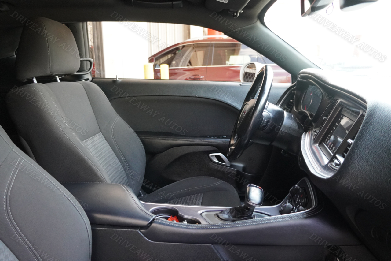 Dodge Challenger SXT RWD 2021 Dodge Challenger SXT RWD 2021