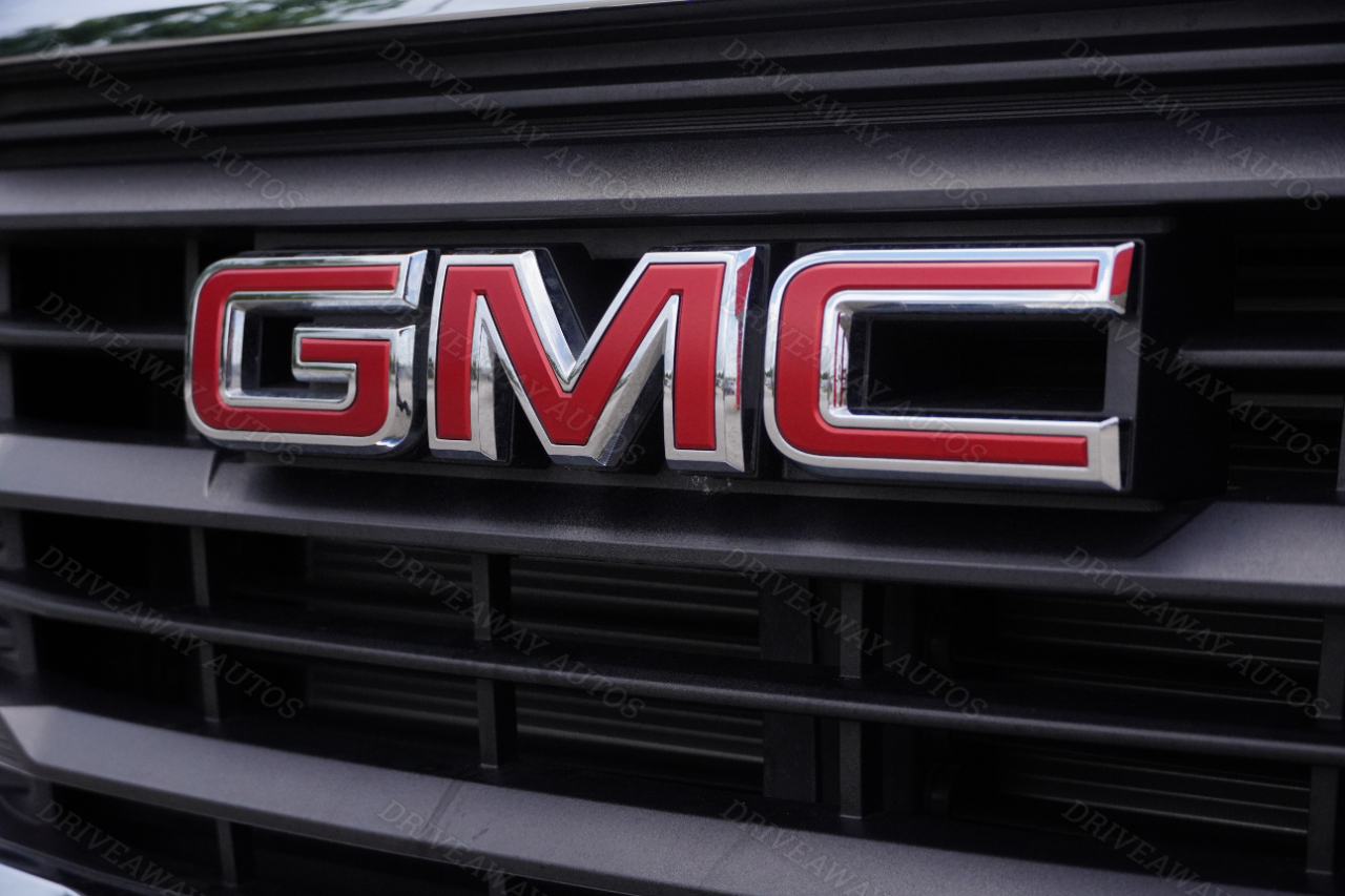 GMC Terrain FWD 4dr SLE 2024 GMC Terrain FWD 4dr SLE 2024