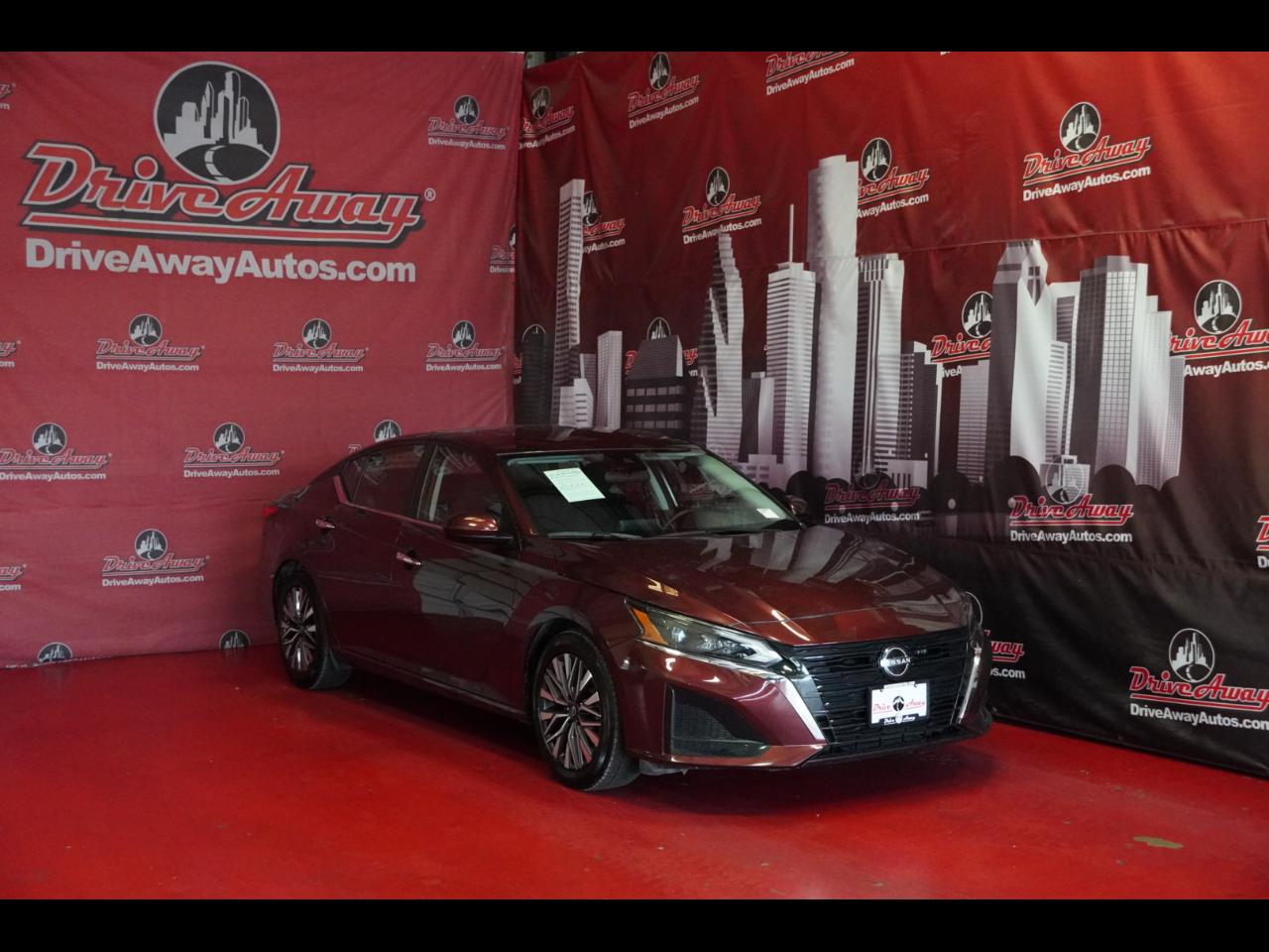 2023 Nissan Altima 2.5 SV Sedan
