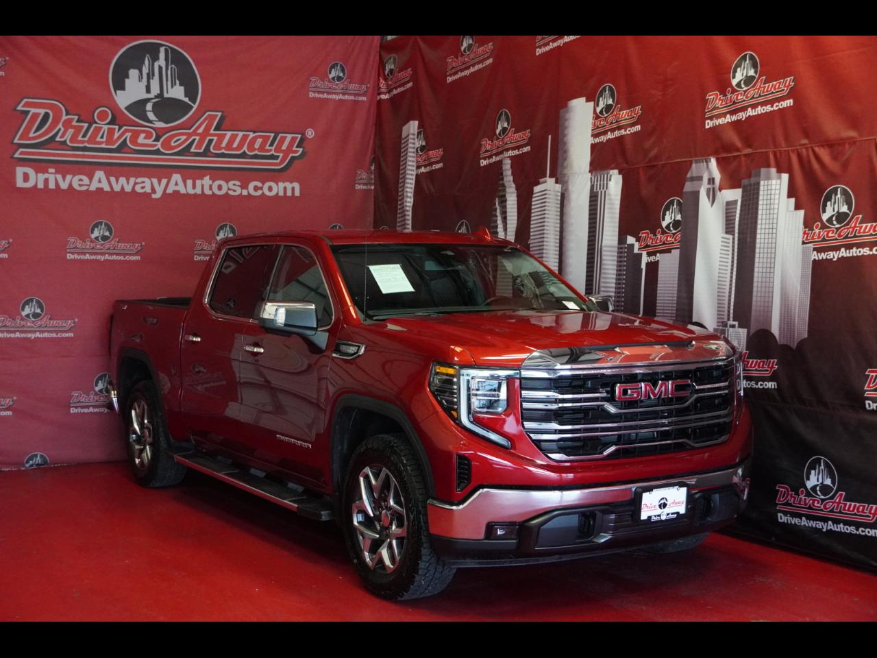 GMC Sierra 1500 4WD Crew Cab 147" SLT 2023