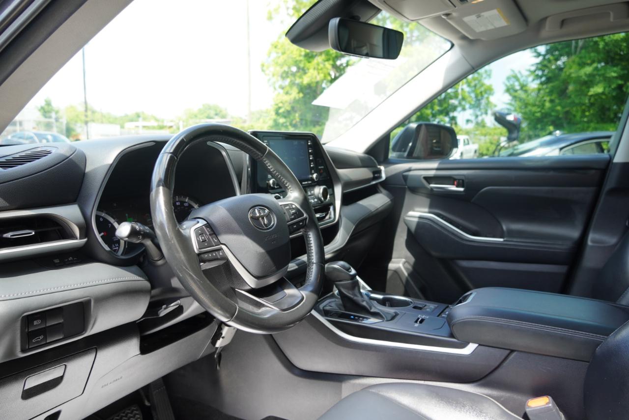 Toyota Highlander XLE FWD (Natl) 2022