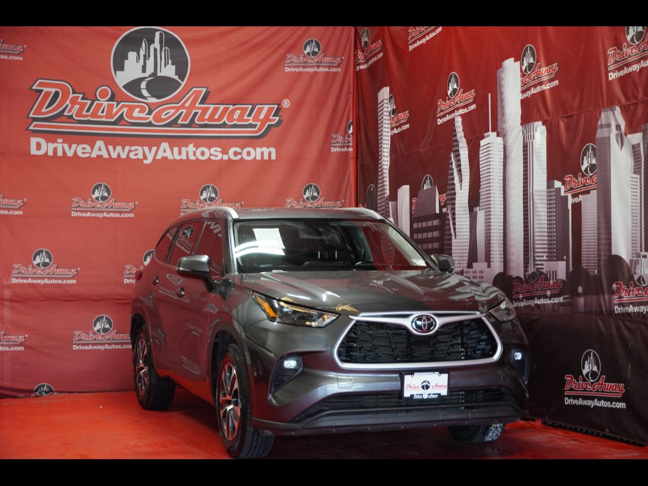 Toyota Highlander XLE FWD (Natl) 2022
