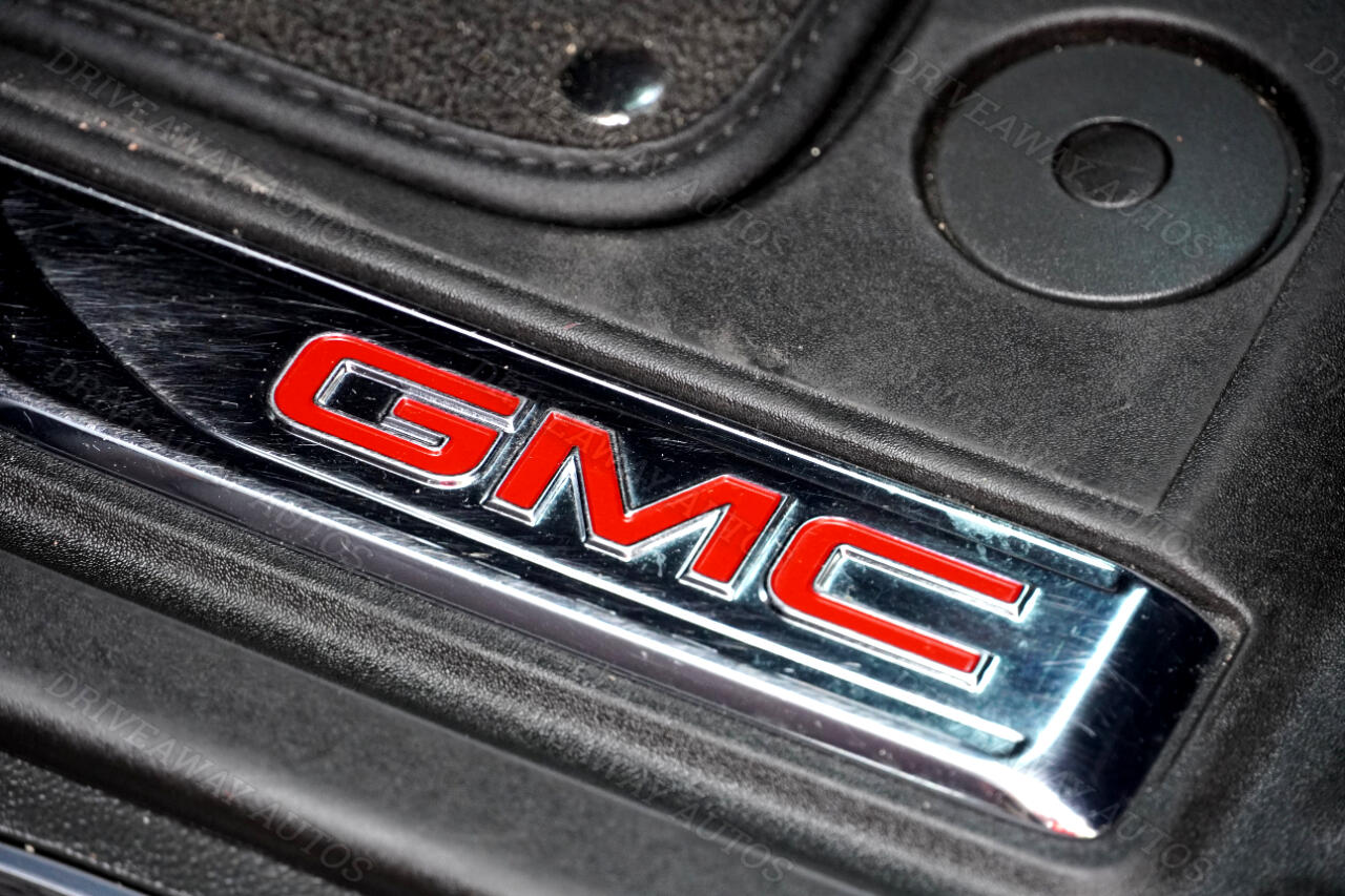 GMC Sierra 1500 4WD Crew Cab 147" AT4 2024 GMC Sierra 1500 4WD Crew Cab 147" AT4 2024