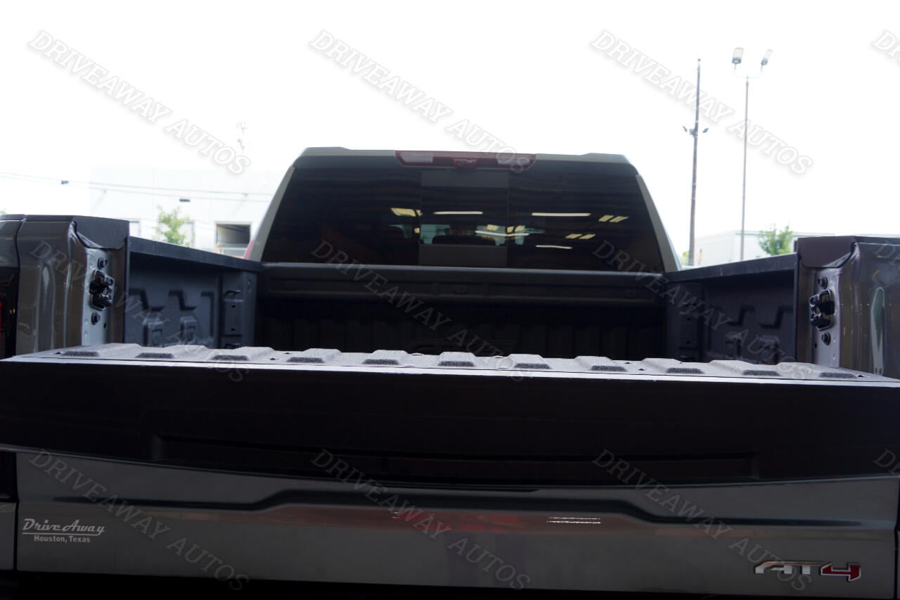 GMC Sierra 1500 4WD Crew Cab 147" AT4 2024 GMC Sierra 1500 4WD Crew Cab 147" AT4 2024