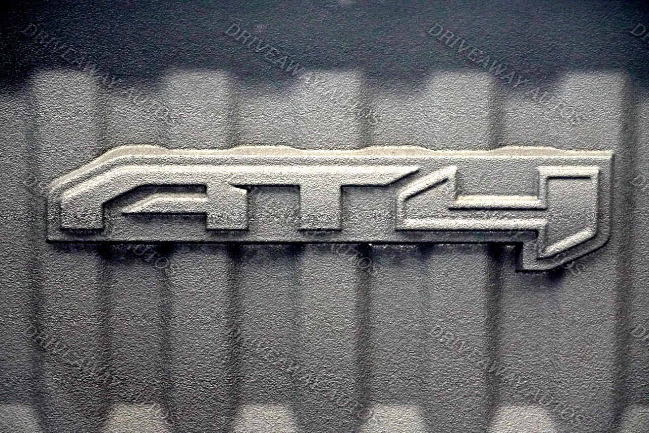 GMC Sierra 1500 4WD Crew Cab 147" AT4 2024 GMC Sierra 1500 4WD Crew Cab 147" AT4 2024