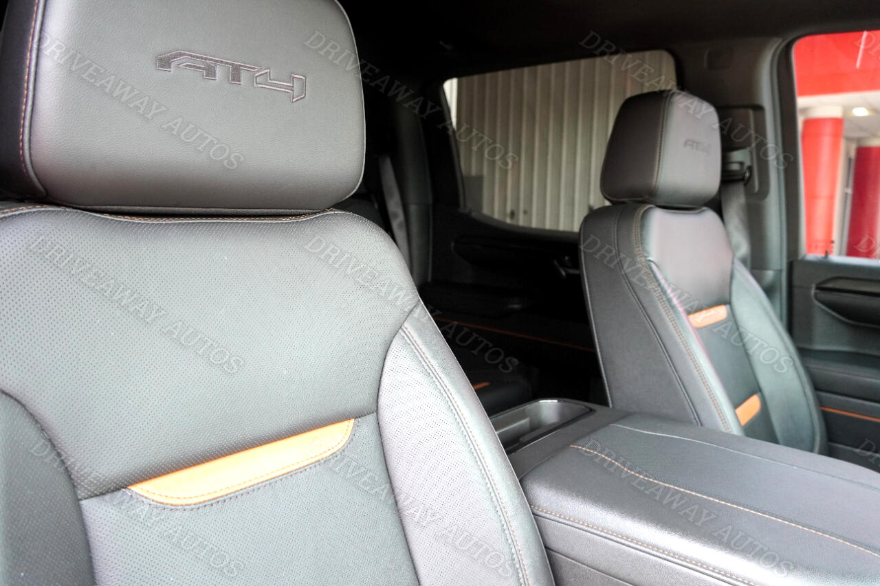 GMC Sierra 1500 4WD Crew Cab 147" AT4 2024 GMC Sierra 1500 4WD Crew Cab 147" AT4 2024