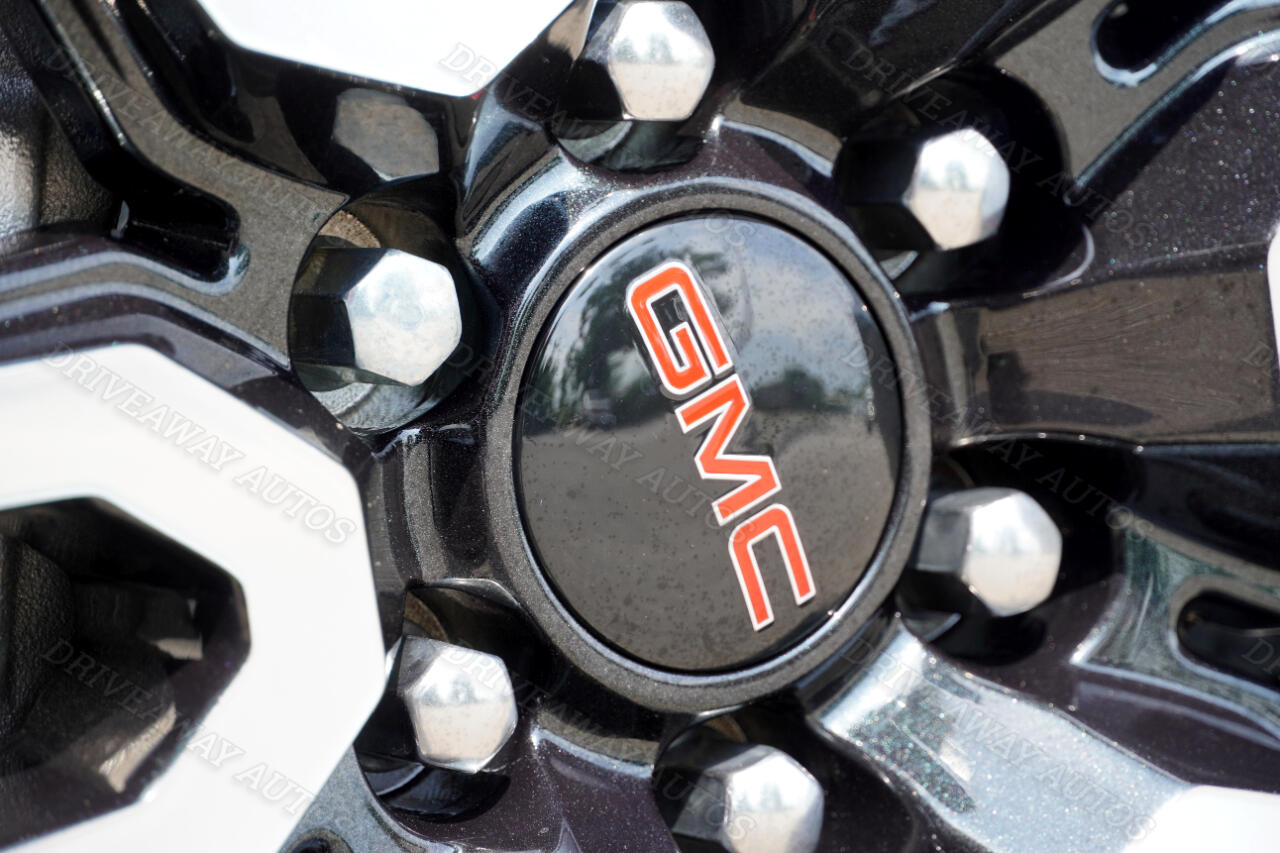 GMC Sierra 1500 4WD Crew Cab 147" AT4 2024 GMC Sierra 1500 4WD Crew Cab 147" AT4 2024