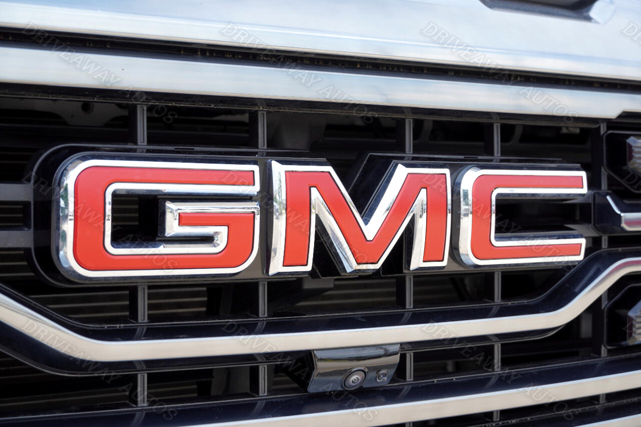 GMC Sierra 1500 4WD Crew Cab 147" AT4 2024 GMC Sierra 1500 4WD Crew Cab 147" AT4 2024