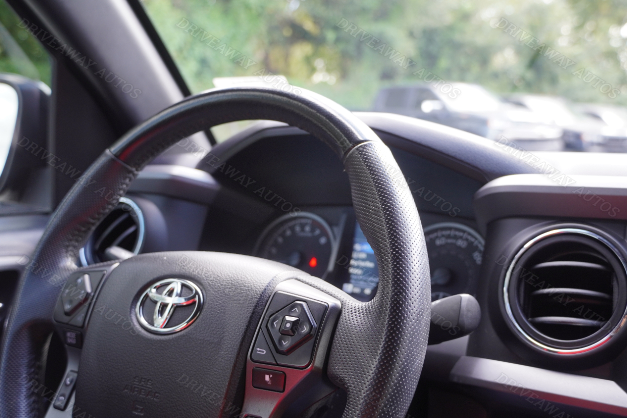 Toyota Tacoma 2WD TRD Off Road Double Cab 5' Bed V6 AT (Natl) 2023