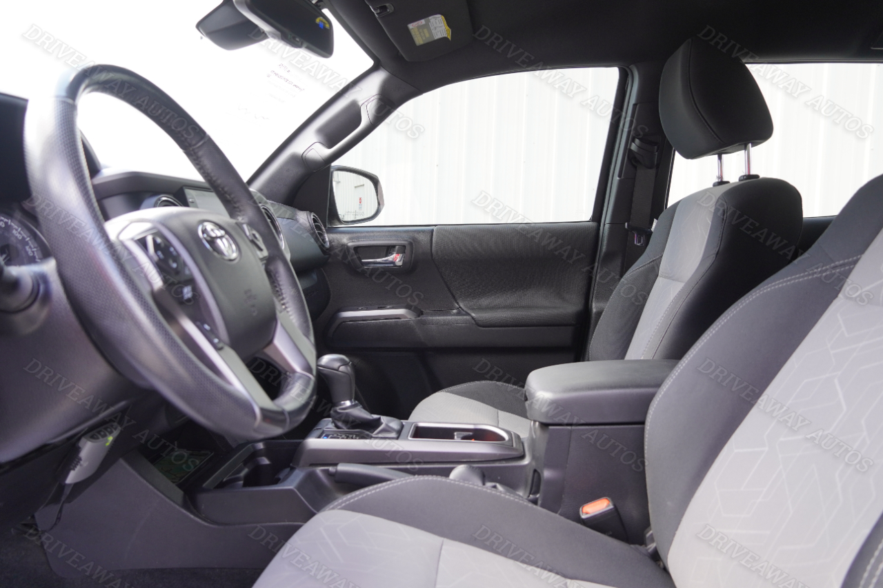 Toyota Tacoma 2WD TRD Off Road Double Cab 5' Bed V6 AT (Natl) 2023