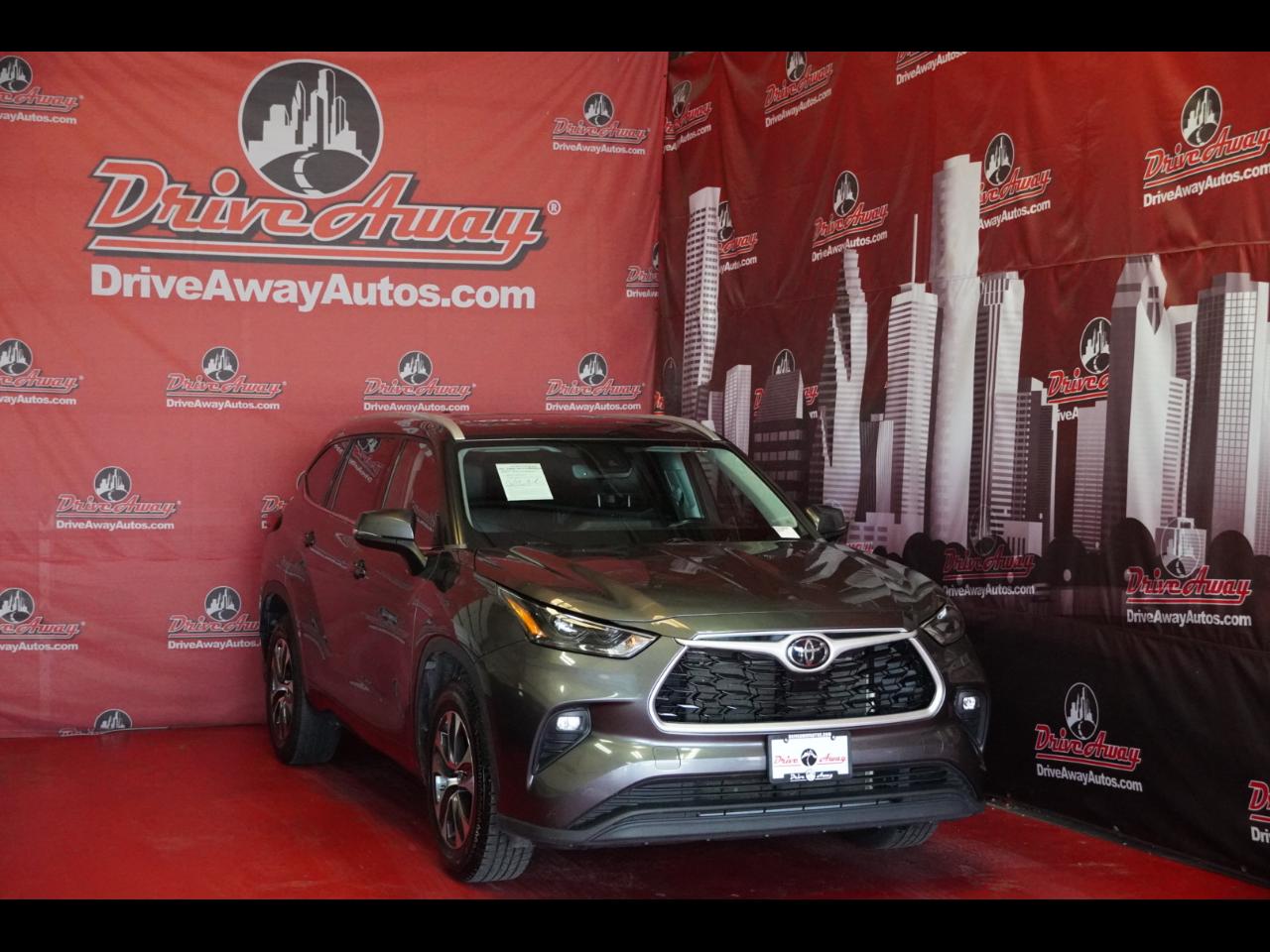 Toyota Highlander XLE FWD (Natl) 2022