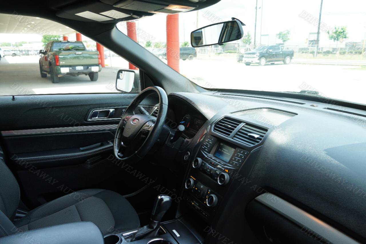 Ford Explorer XLT FWD 2019