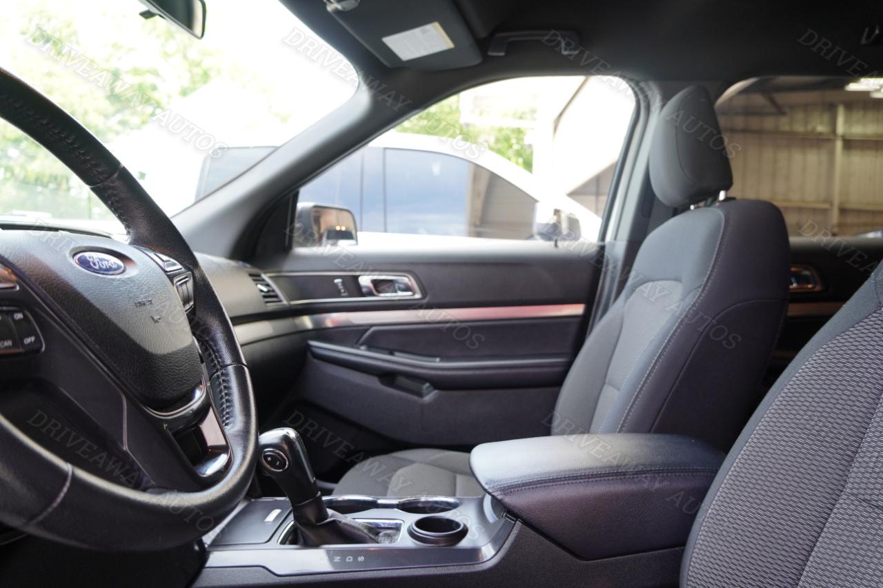 Ford Explorer XLT FWD 2019