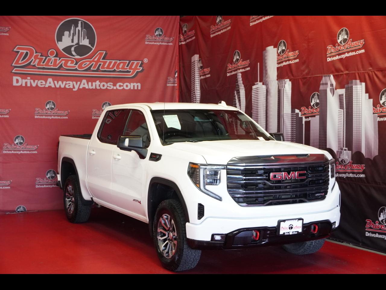 GMC Sierra 1500 4WD Crew Cab 147" AT4 2023