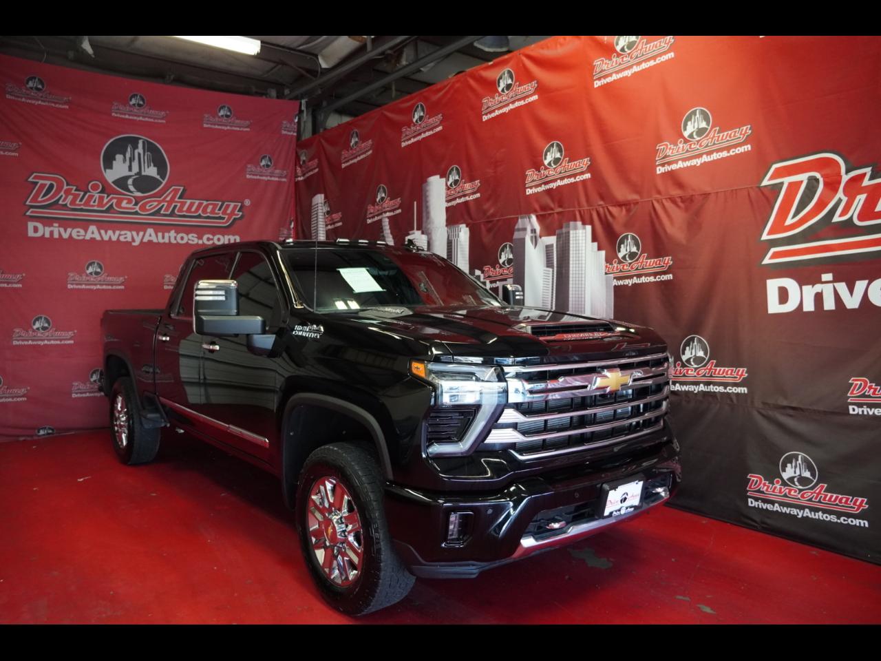 Chevrolet Silverado 2500HD 4WD Crew Cab 159" High Country 2024