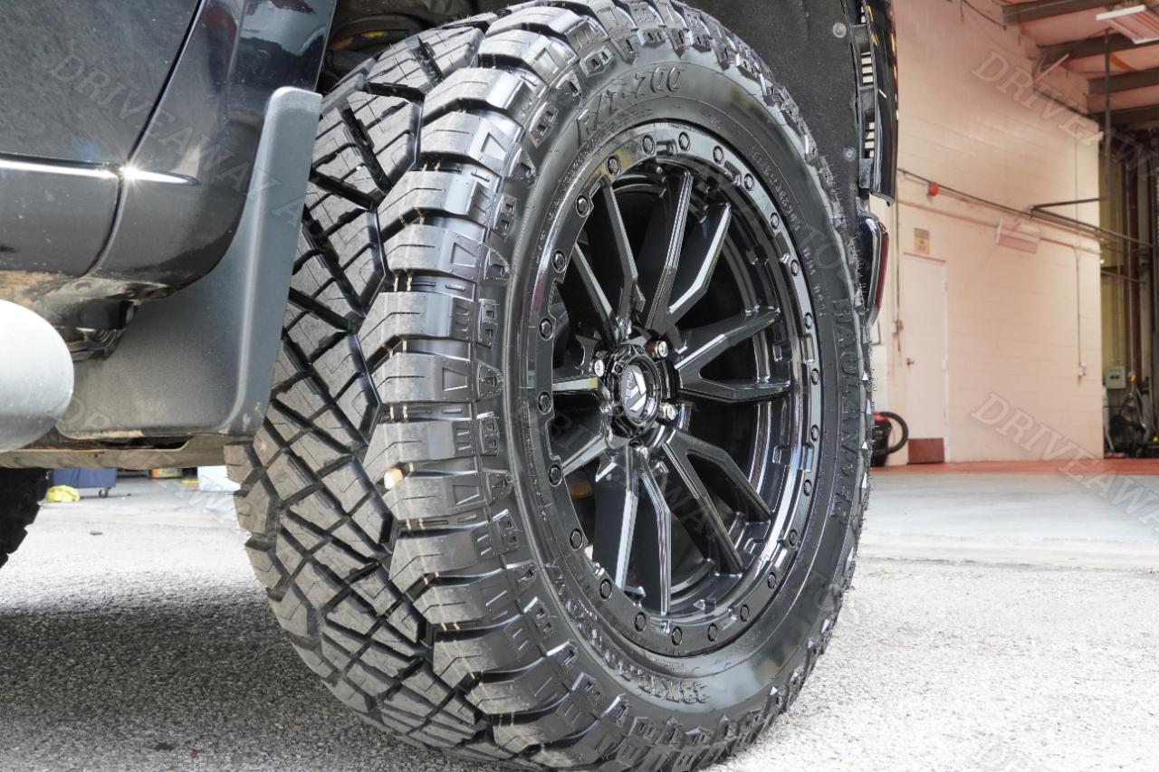 Chevrolet Silverado 1500 4WD Crew Cab 147" Custom Trail Boss 2021