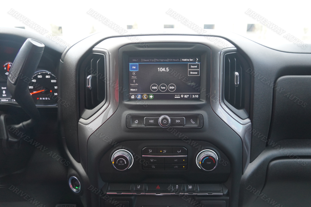 Chevrolet Silverado 2500HD 4WD Crew Cab 159" Custom 2024