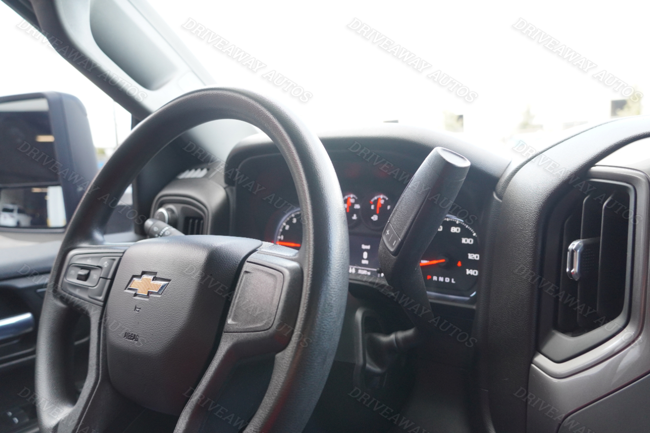 Chevrolet Silverado 2500HD 4WD Crew Cab 159" Custom 2024