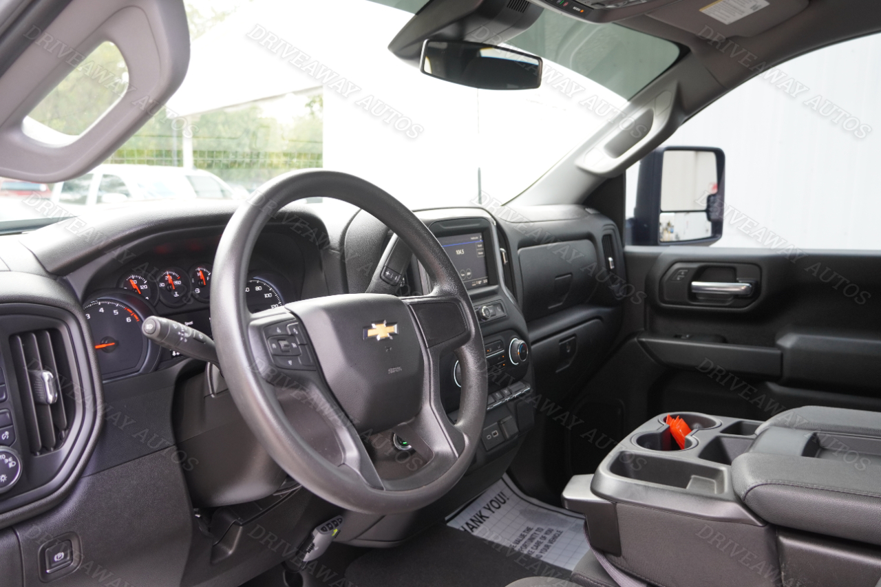 Chevrolet Silverado 2500HD 4WD Crew Cab 159" Custom 2024