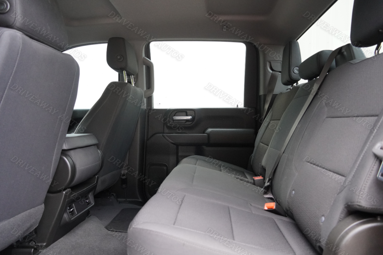 Chevrolet Silverado 2500HD 4WD Crew Cab 159" Custom 2024