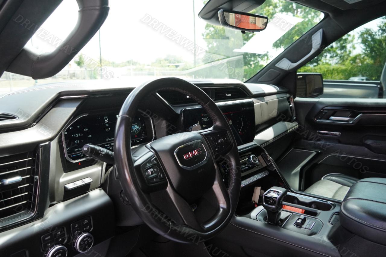 GMC Sierra 1500 4WD Crew Cab 147" AT4X 2023