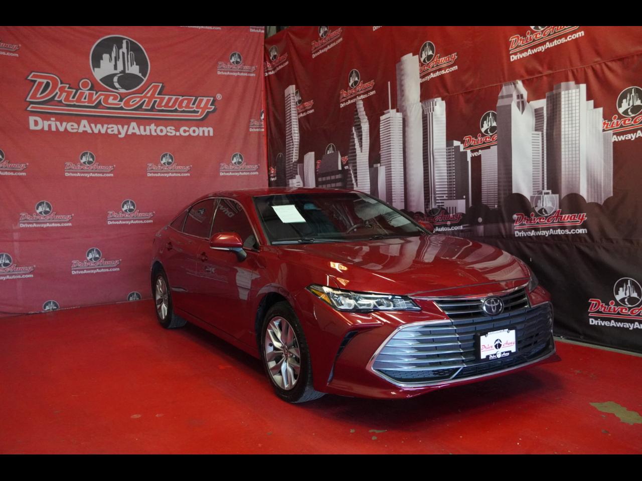 Toyota Avalon XLE FWD (Natl) 2022