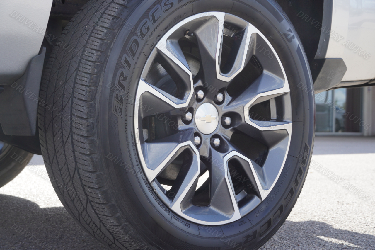 Chevrolet Silverado 1500 2WD Crew Cab 143.5" LT w/1LT 2017