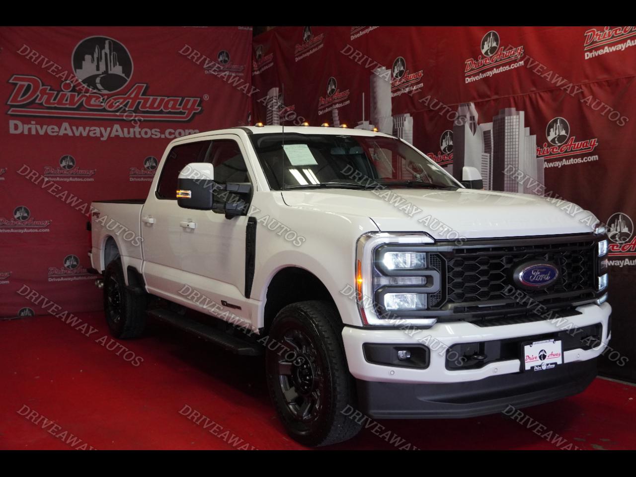 Ford Super Duty F-350 SRW King Ranch 4WD Crew Cab 8' Box 2023