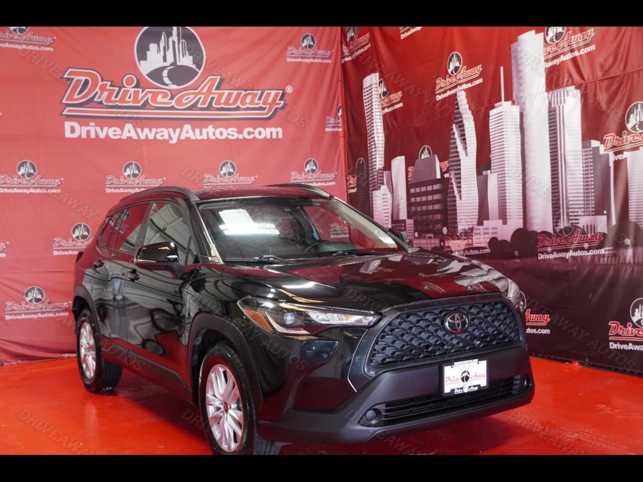 Toyota Corolla Cross LE 2WD (Natl) 2022