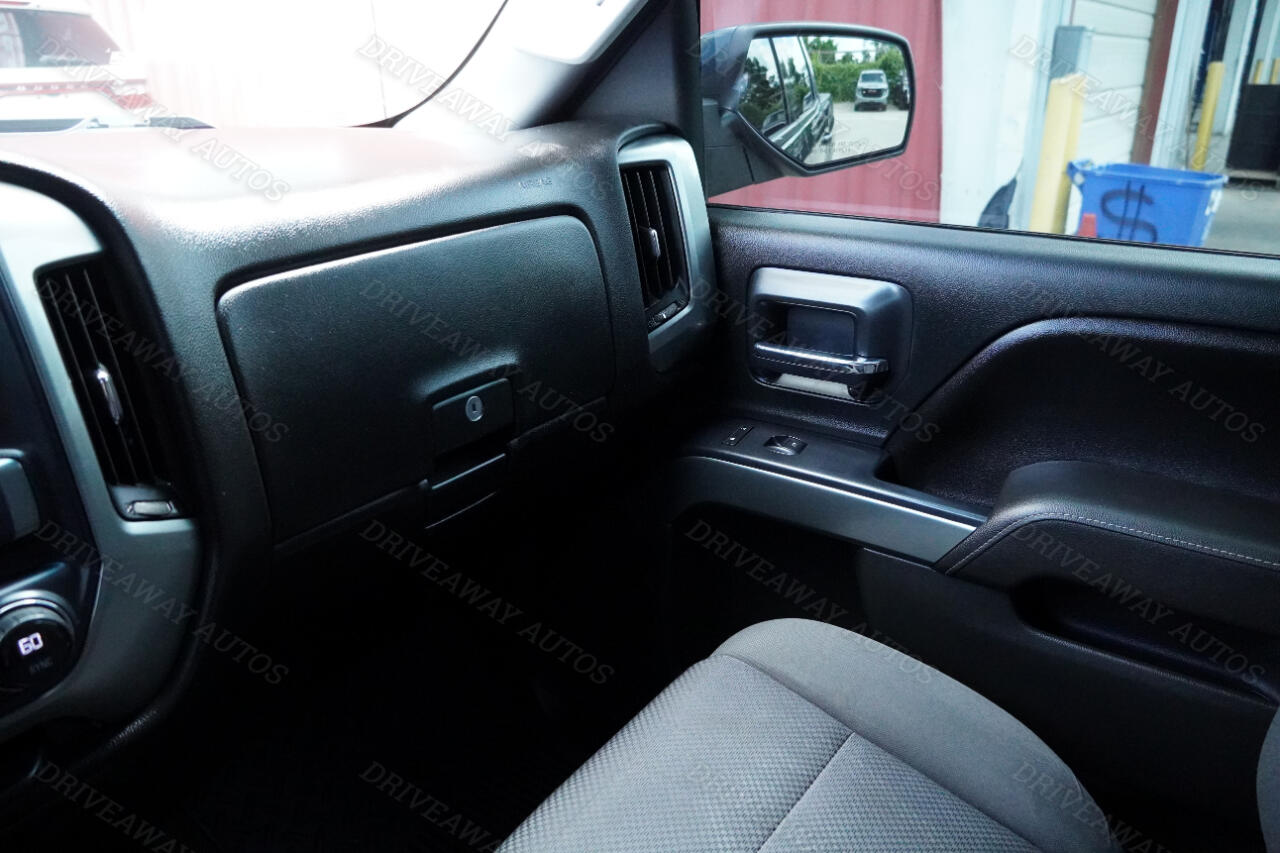 Chevrolet Silverado 1500 2WD Crew Cab 143.5" LT w/1LT 2017 Chevrolet Silverado 1500 2WD Crew Cab 143.5" LT w/1LT 2017