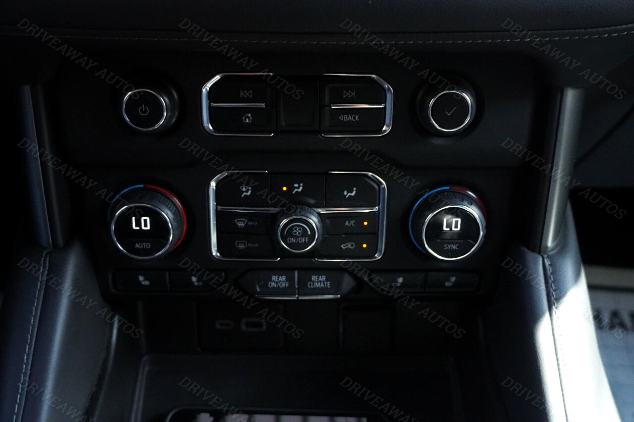 Chevrolet Suburban 2WD 4dr LT 2023 Chevrolet Suburban 2WD 4dr LT 2023