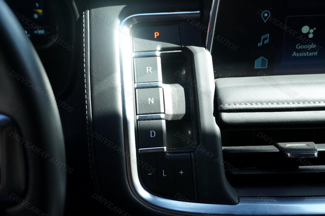 Chevrolet Suburban 2WD 4dr LT 2023 Chevrolet Suburban 2WD 4dr LT 2023