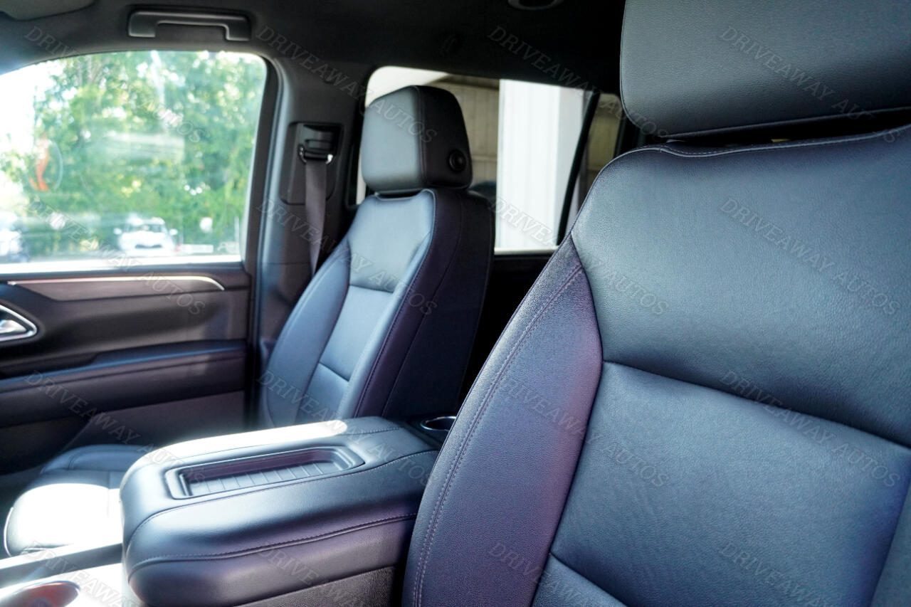 Chevrolet Suburban 2WD 4dr LT 2023 Chevrolet Suburban 2WD 4dr LT 2023