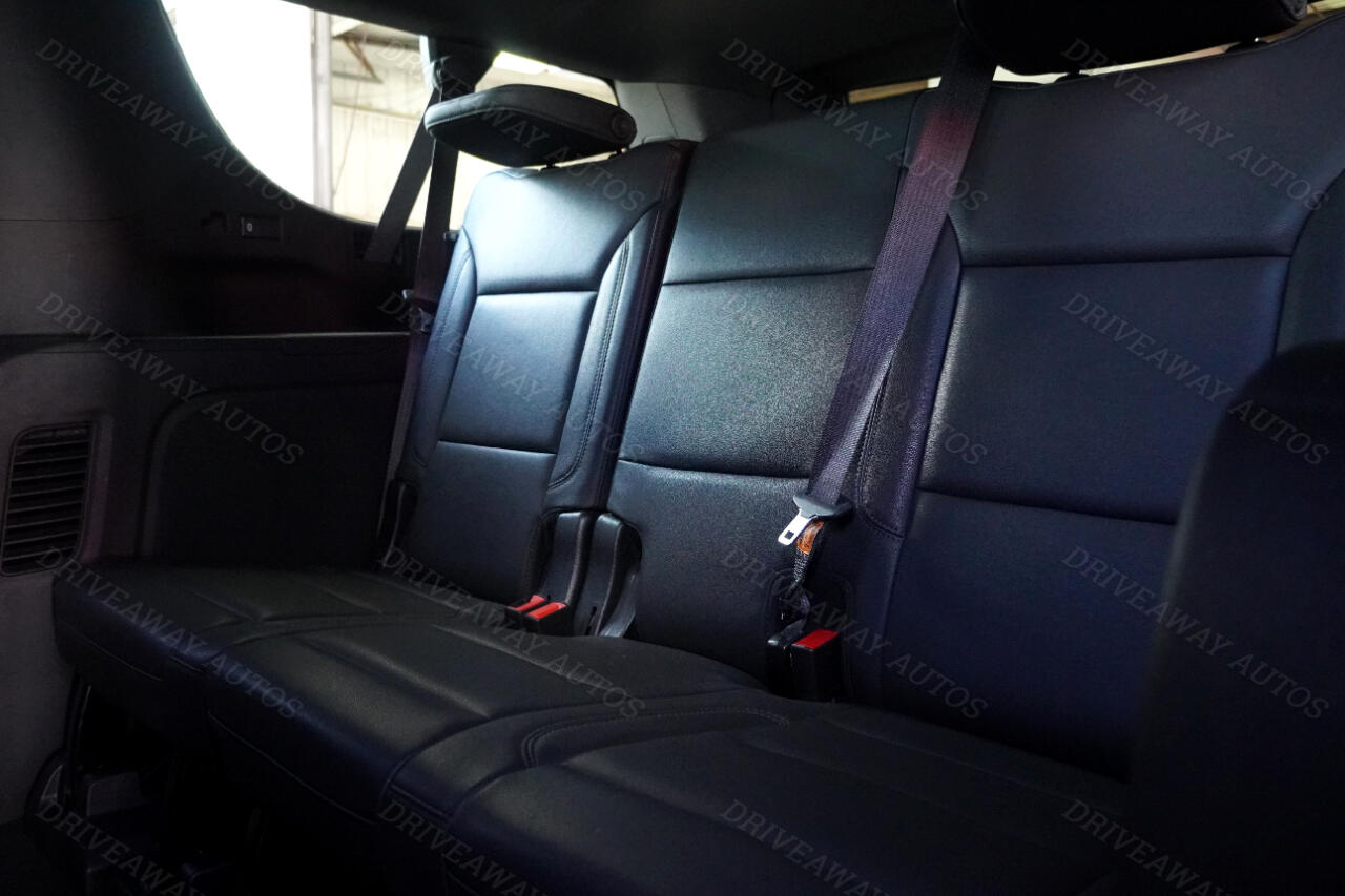 Chevrolet Suburban 2WD 4dr LT 2023 Chevrolet Suburban 2WD 4dr LT 2023