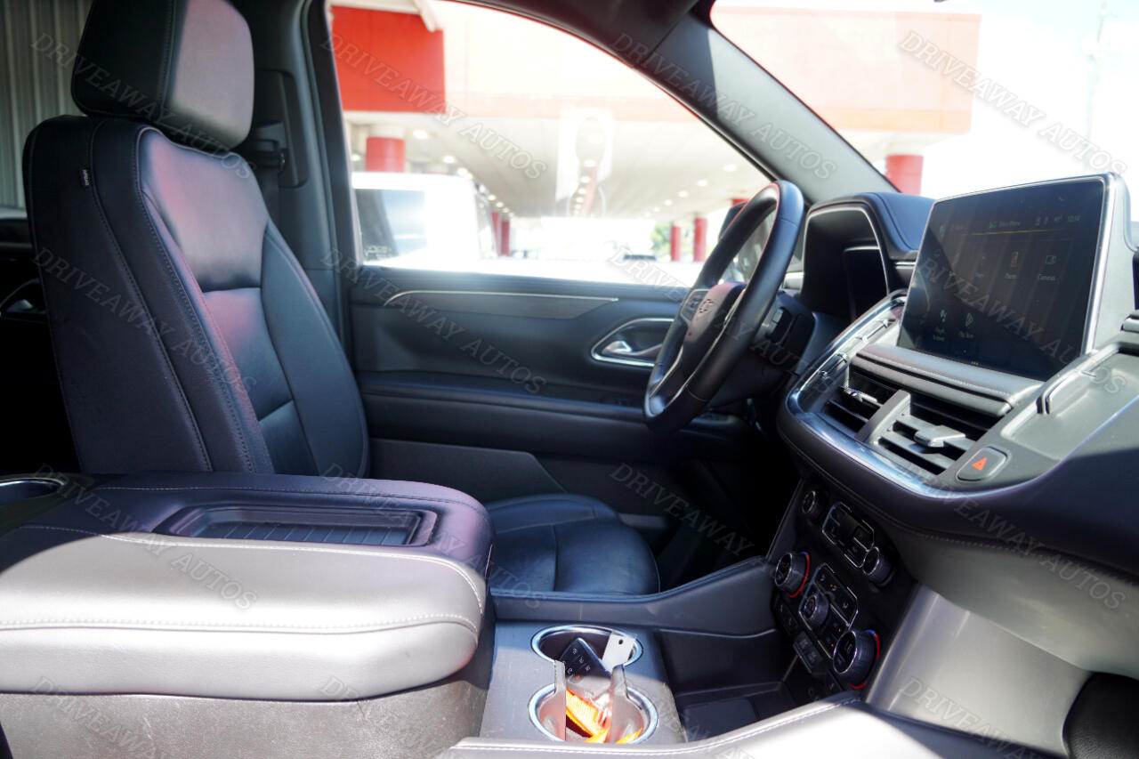 Chevrolet Suburban 2WD 4dr LT 2023 Chevrolet Suburban 2WD 4dr LT 2023