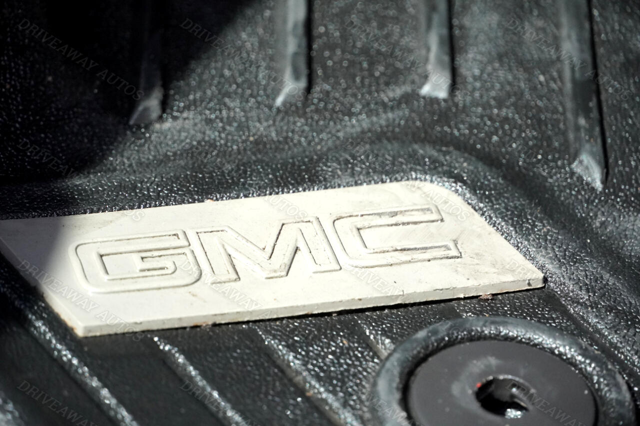 GMC Sierra 1500 2WD Crew Cab 147" SLT 2021 GMC Sierra 1500 2WD Crew Cab 147" SLT 2021